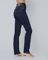 Jeans model straight side