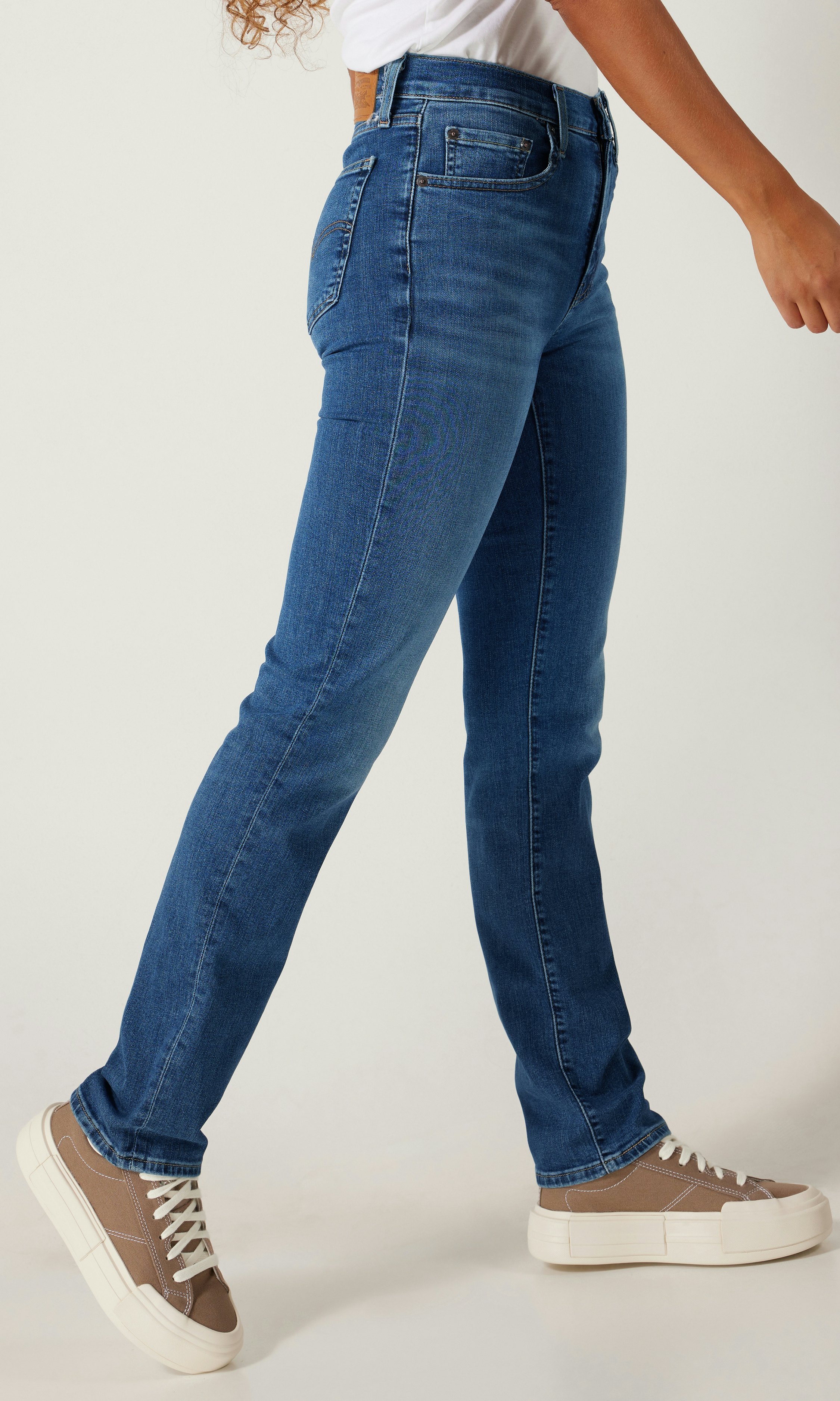 Levi s 724 High Rise Straight Medium Bla Jeans Mellanbla Dam Carlings