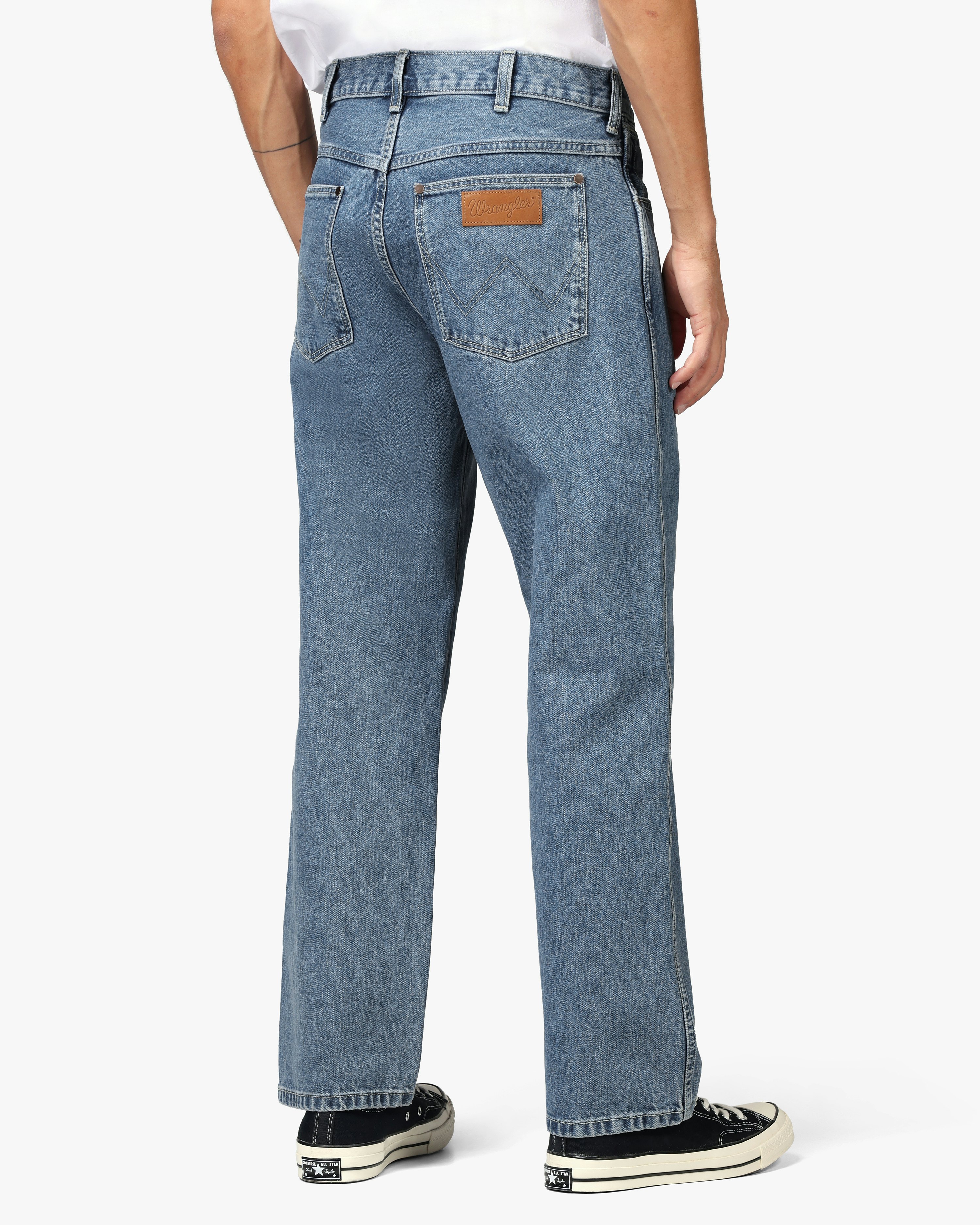 Wrangler Redding Medium Blue Jeans Mid blue | Men | at 